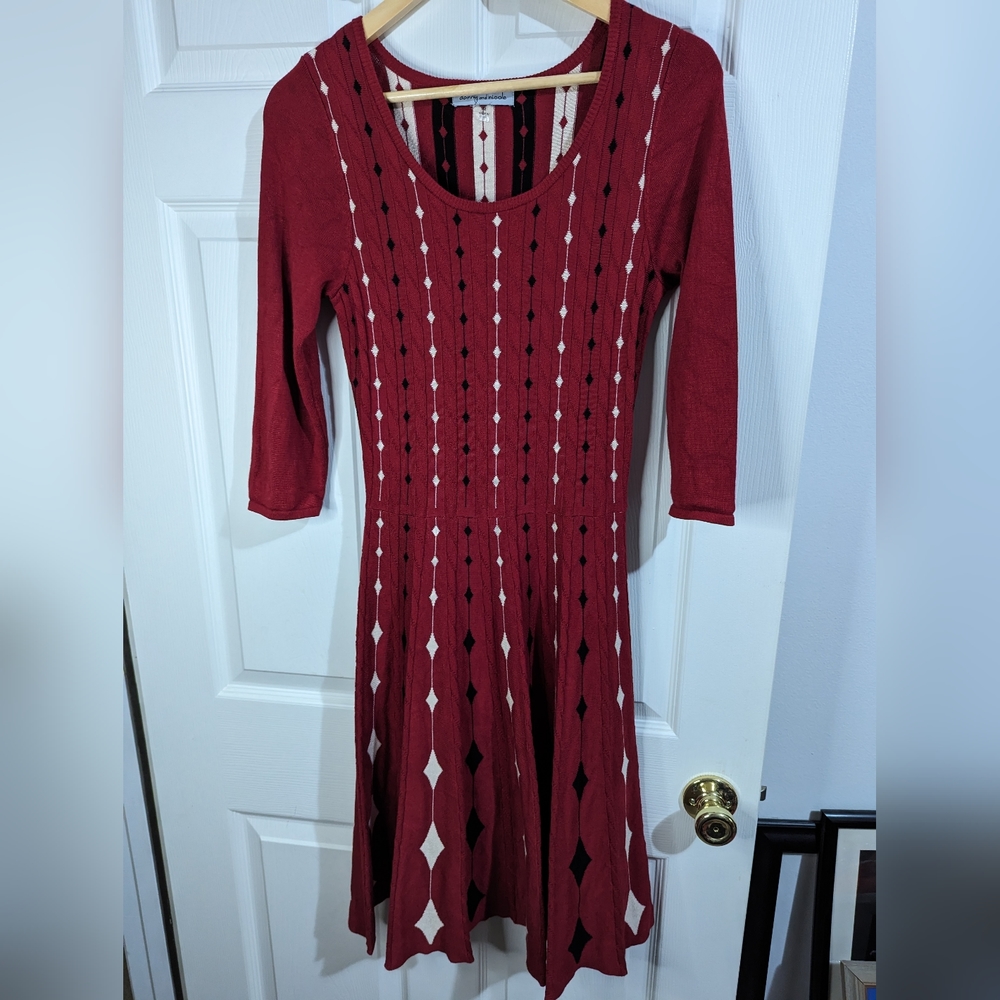 Danny & Nicole red knit sweater dress size medium